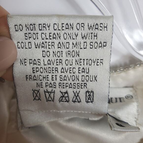 Vintage beaded silk top Size small. NWT - Picture 6 of 8